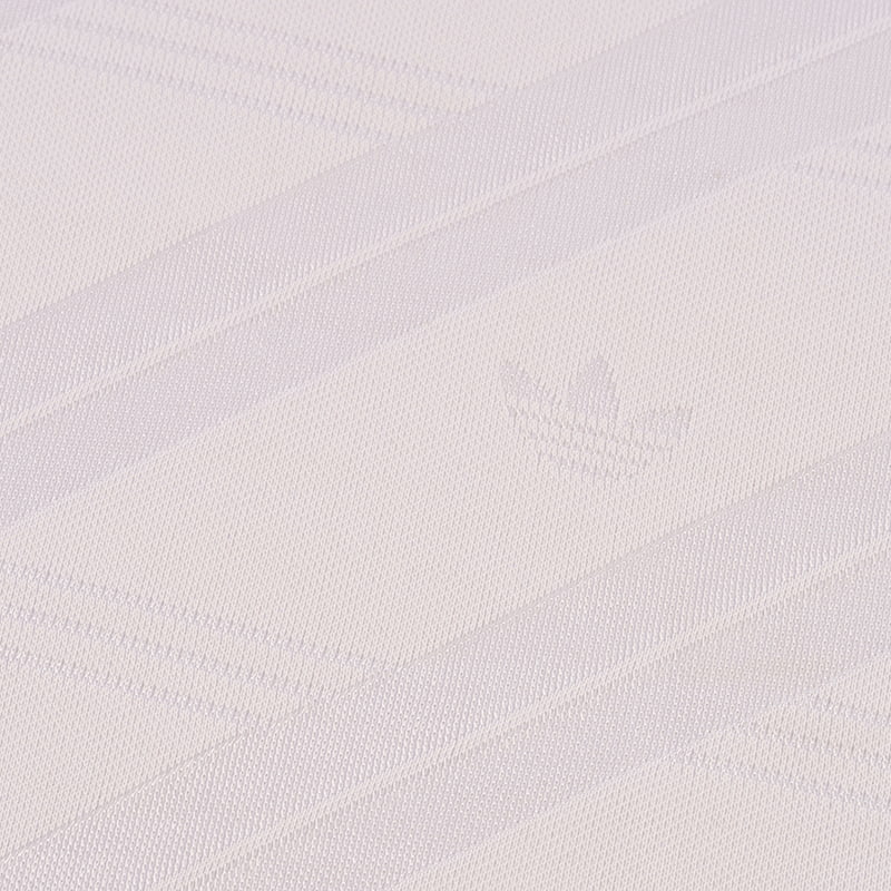 Doppelseitiger Jacquard-Stoff aus Kleeblatt-Twill